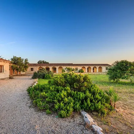 Mare Della Gallura Apartmanhotel Badesi